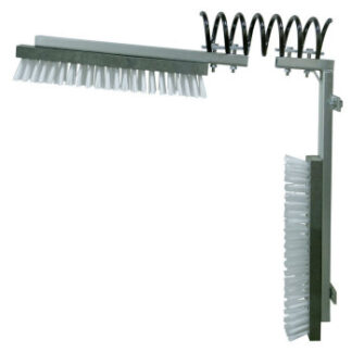 cow / cattle scratching brush